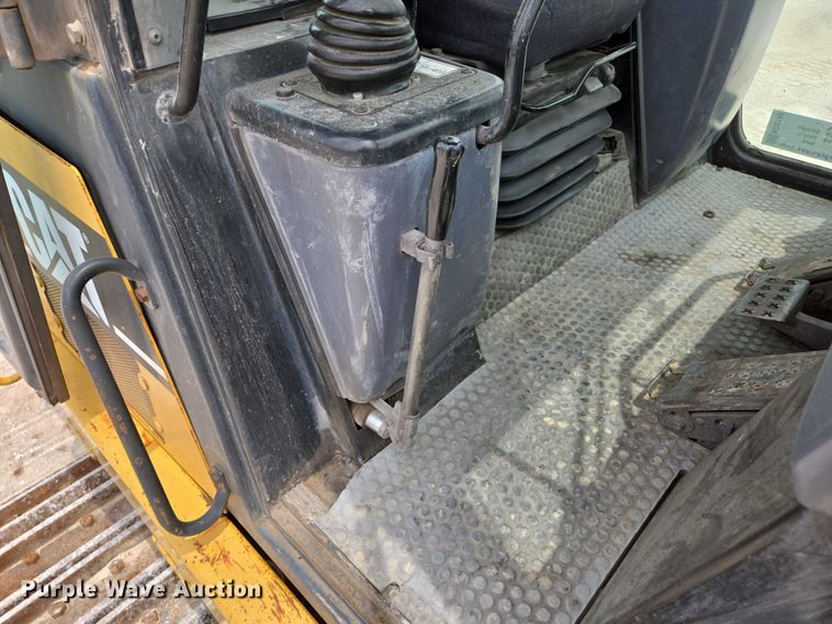 image for item ED2145 2005 Caterpillar 973C track loader