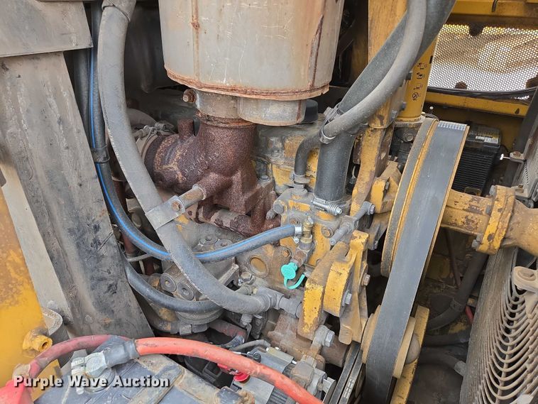 image for item ED2145 2005 Caterpillar 973C track loader