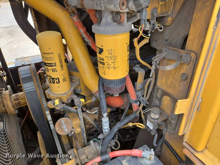 image for item ED2145 2005 Caterpillar 973C track loader