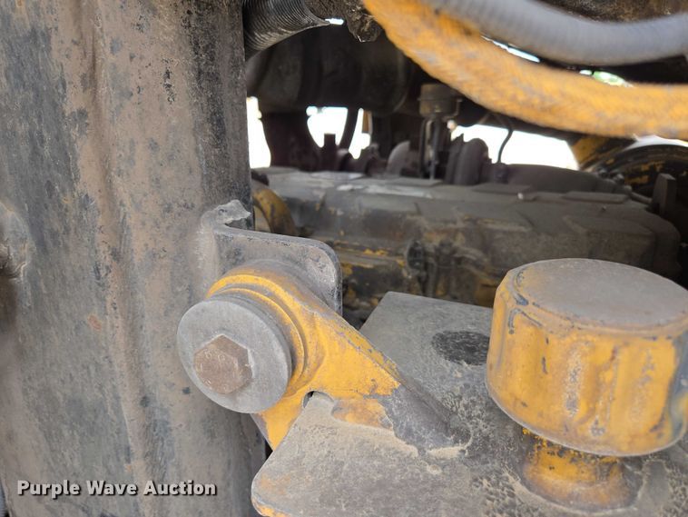 image for item ED2145 2005 Caterpillar 973C track loader