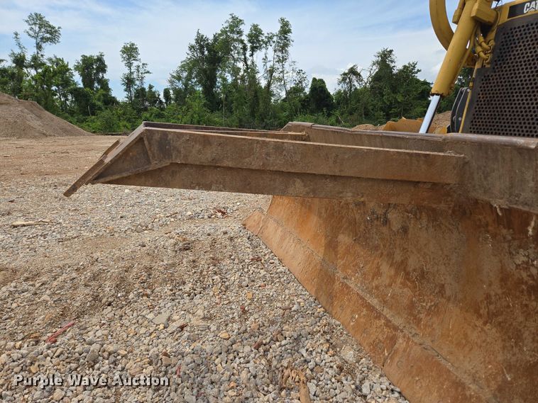 image for item ED2146 1992 Caterpillar D8N dozer