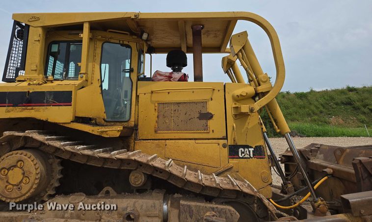 image for item ED2146 1992 Caterpillar D8N dozer