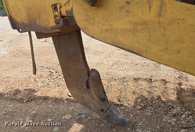 image for item ED2146 1992 Caterpillar D8N dozer