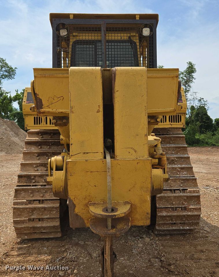 image for item ED2146 1992 Caterpillar D8N dozer