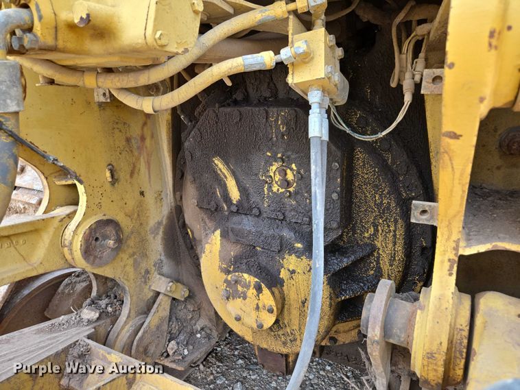 image for item ED2146 1992 Caterpillar D8N dozer