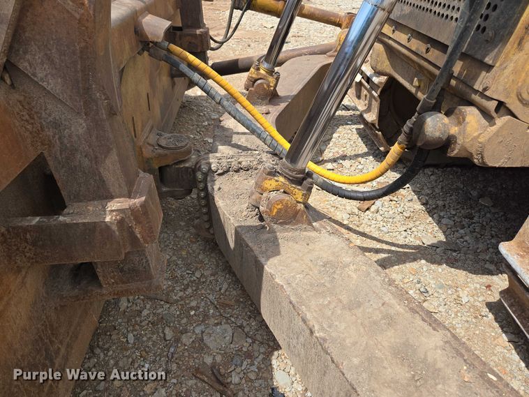 image for item ED2146 1992 Caterpillar D8N dozer