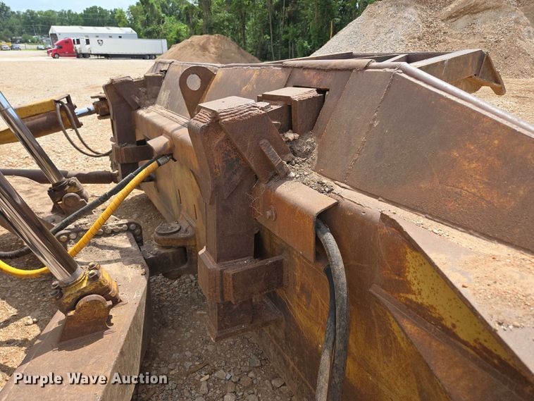 image for item ED2146 1992 Caterpillar D8N dozer