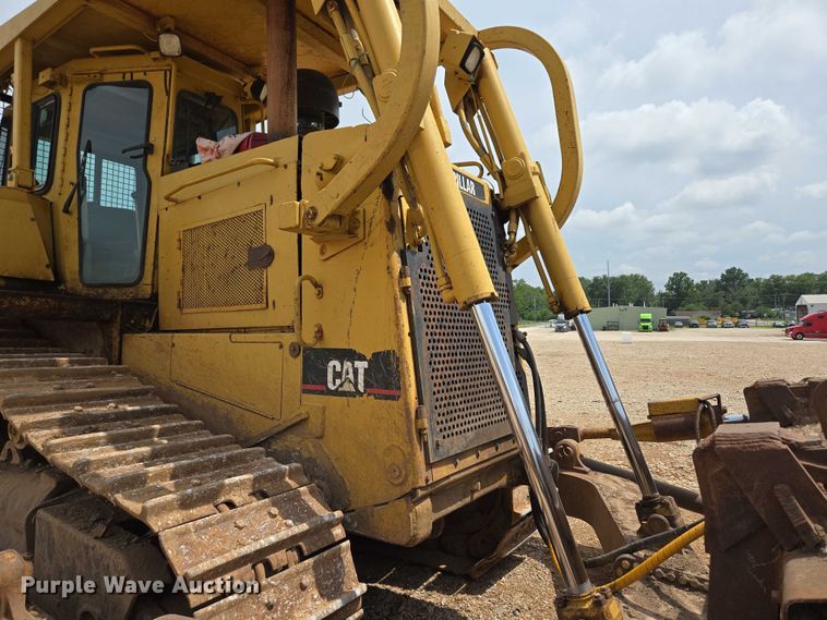 image for item ED2146 1992 Caterpillar D8N dozer