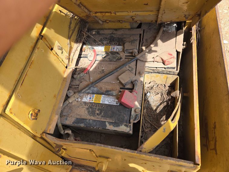 image for item ED2146 1992 Caterpillar D8N dozer