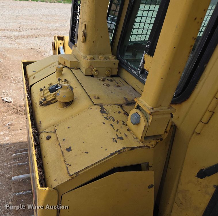 image for item ED2146 1992 Caterpillar D8N dozer