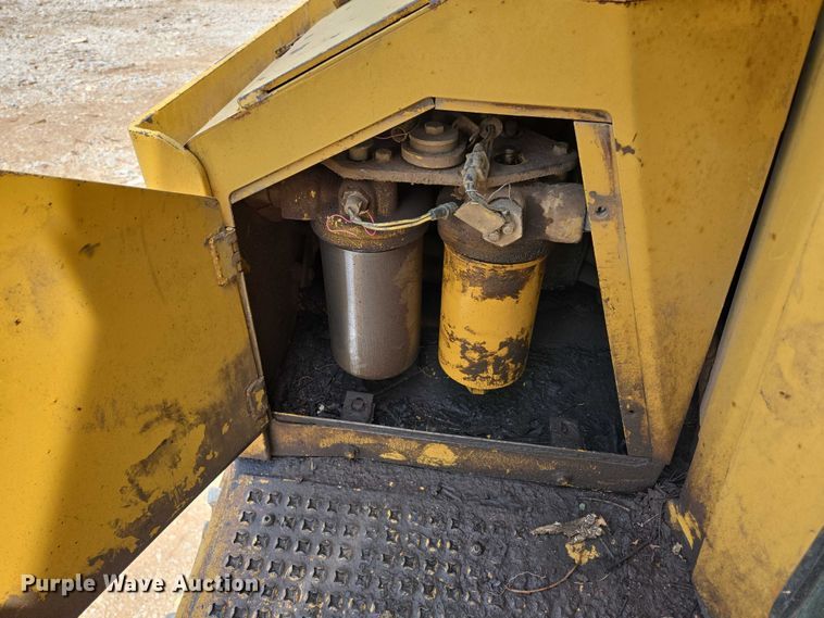 image for item ED2146 1992 Caterpillar D8N dozer