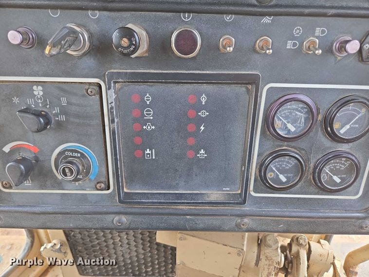 image for item ED2146 1992 Caterpillar D8N dozer