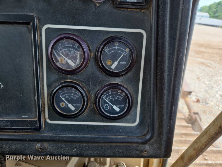 image for item ED2146 1992 Caterpillar D8N dozer