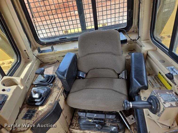 image for item ED2146 1992 Caterpillar D8N dozer