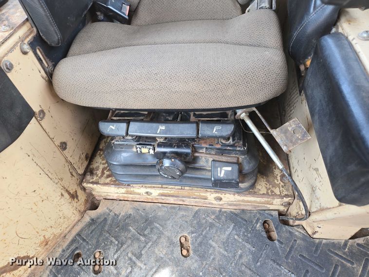 image for item ED2146 1992 Caterpillar D8N dozer