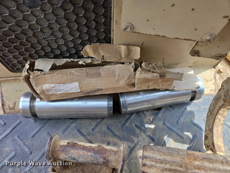 image for item ED2146 1992 Caterpillar D8N dozer