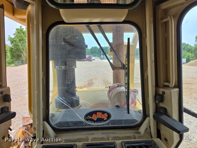 image for item ED2146 1992 Caterpillar D8N dozer