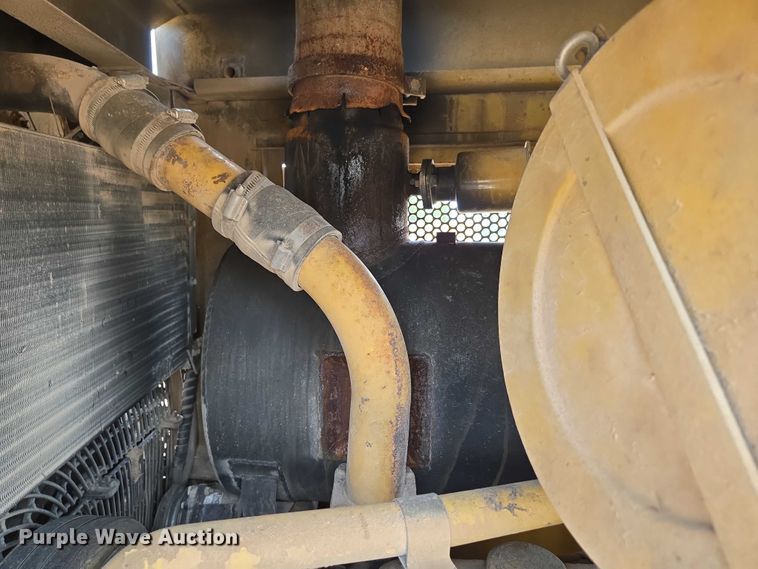 image for item ED2146 1992 Caterpillar D8N dozer