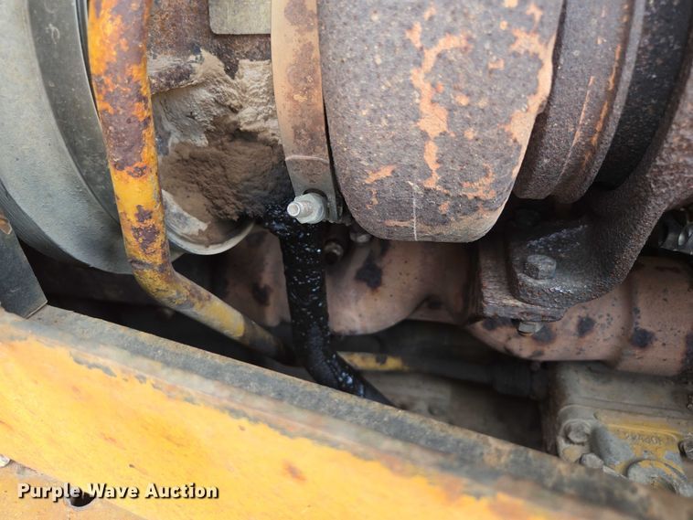 image for item ED2146 1992 Caterpillar D8N dozer