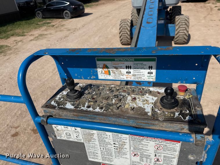 image for item ED5789 2012 Genie S-80X boom lift