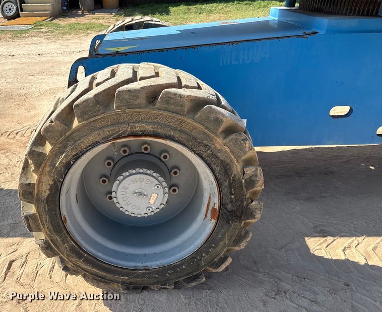 image for item ED5789 2012 Genie S-80X boom lift