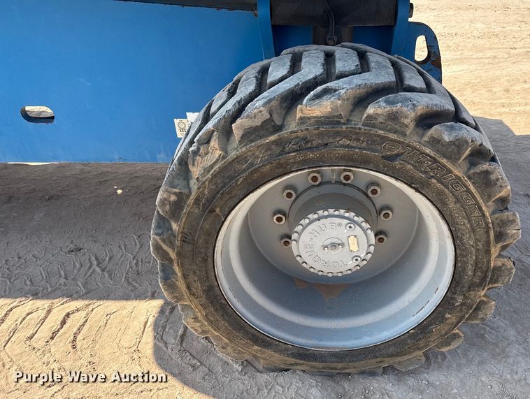 image for item ED5789 2012 Genie S-80X boom lift