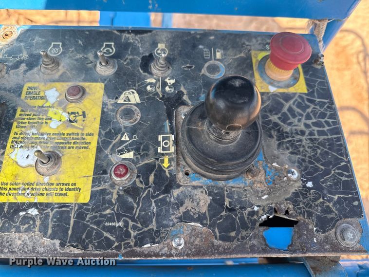 image for item ED5790 2007 Genie S-65  boom lift