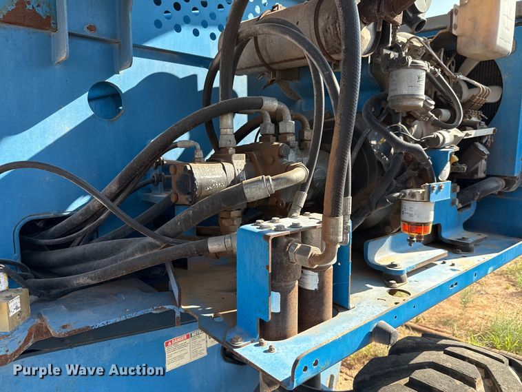 image for item ED5790 2007 Genie S-65  boom lift