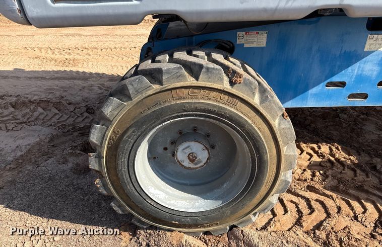 image for item ED5790 2007 Genie S-65  boom lift