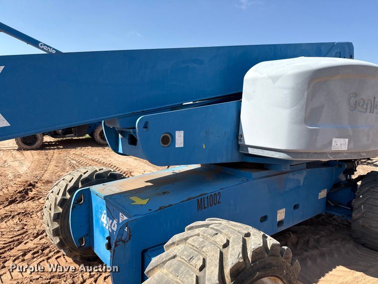image for item ED5791 2010 Genie S-80X boom lift