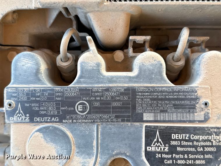 image for item ED5791 2010 Genie S-80X boom lift