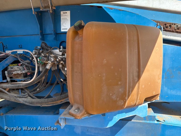 image for item ED5791 2010 Genie S-80X boom lift