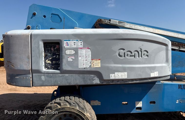 image for item ED5791 2010 Genie S-80X boom lift