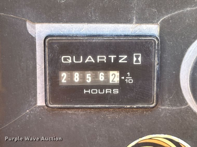 image for item ED5792 2003 JLG 600AJ boom lift