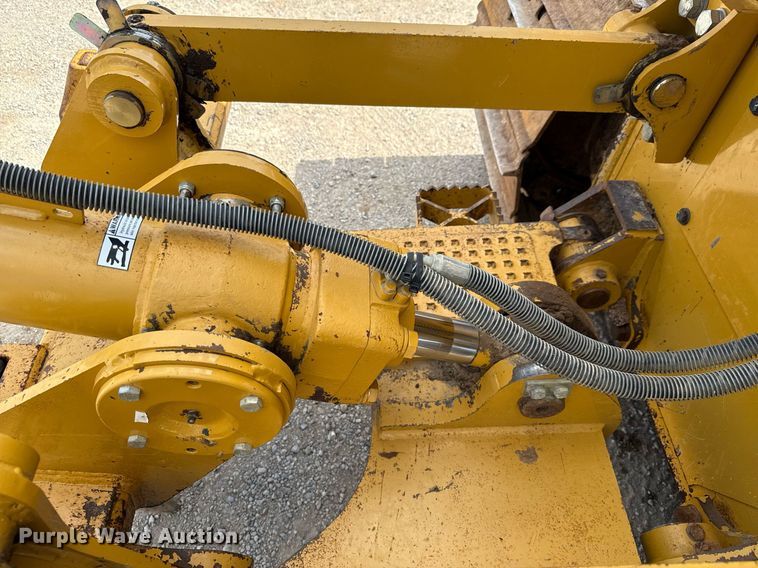 image for item ED5796 2018 Caterpillar D6K2 LGP dozer