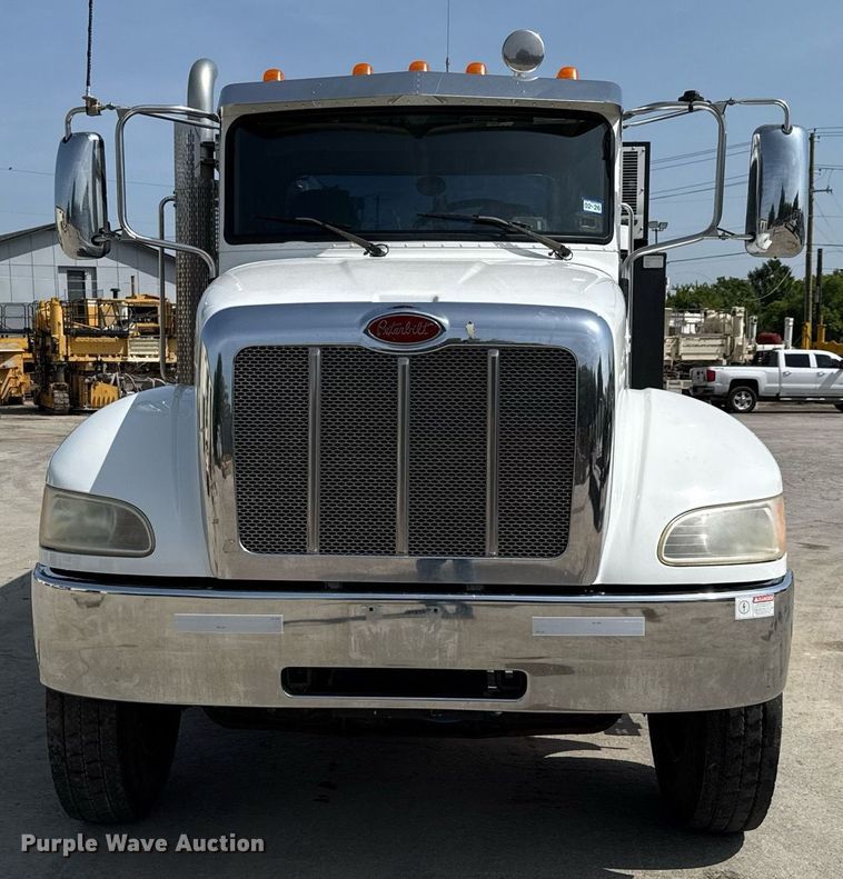 image for item ED5799 2016 Peterbilt 337 crane truck