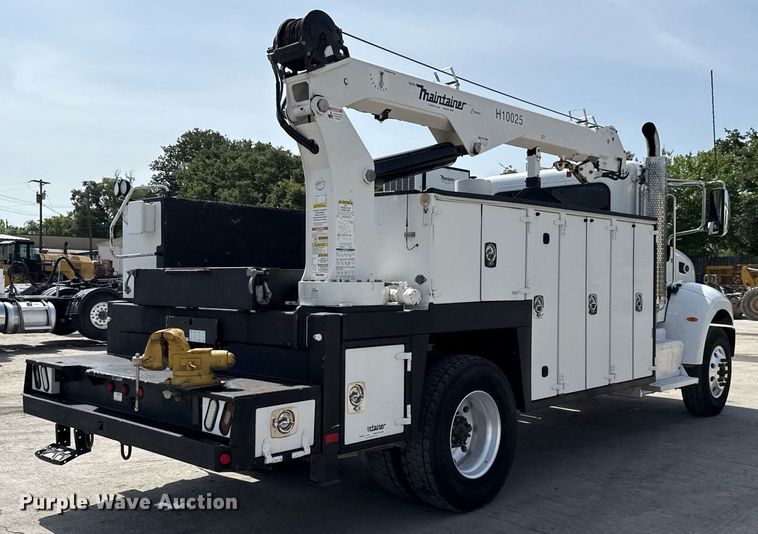 image for item ED5799 2016 Peterbilt 337 crane truck