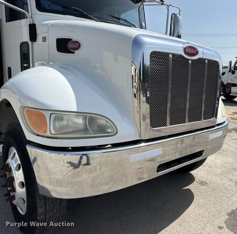 image for item ED5799 2016 Peterbilt 337 crane truck