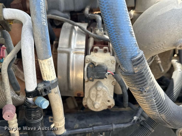 image for item ED5799 2016 Peterbilt 337 crane truck