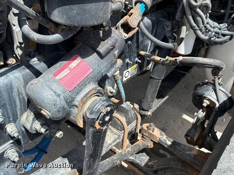 image for item ED5799 2016 Peterbilt 337 crane truck