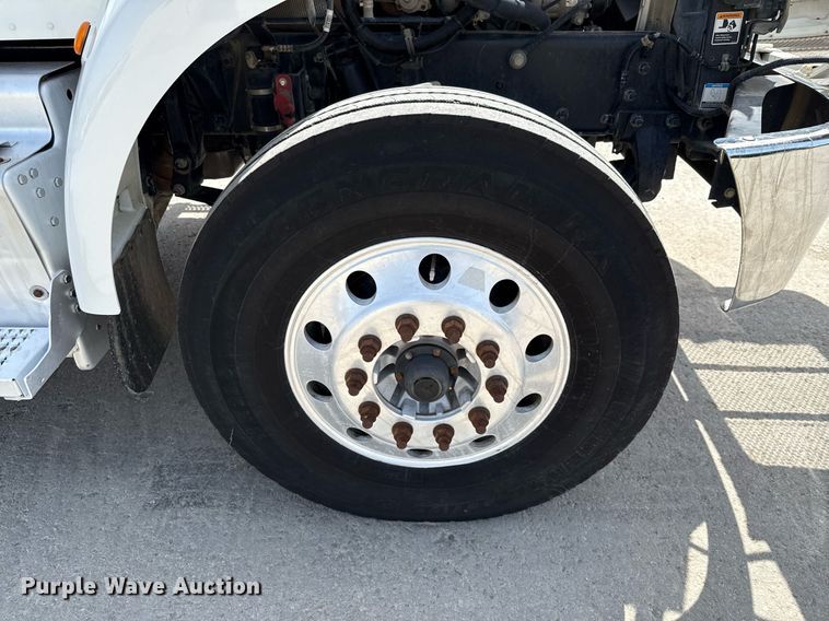 image for item ED5799 2016 Peterbilt 337 crane truck