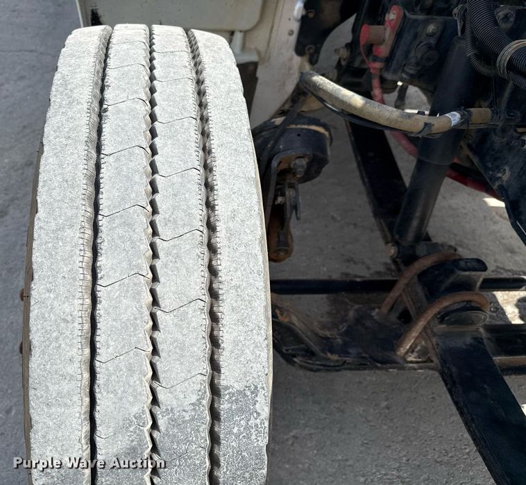 image for item ED5799 2016 Peterbilt 337 crane truck