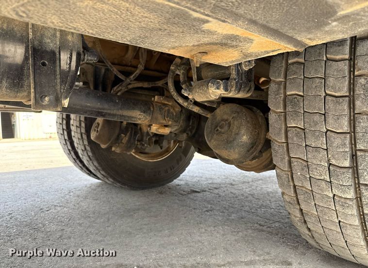 image for item ED5799 2016 Peterbilt 337 crane truck