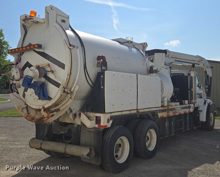 image for item EF1612 2002 Sterling sewer jetter truck