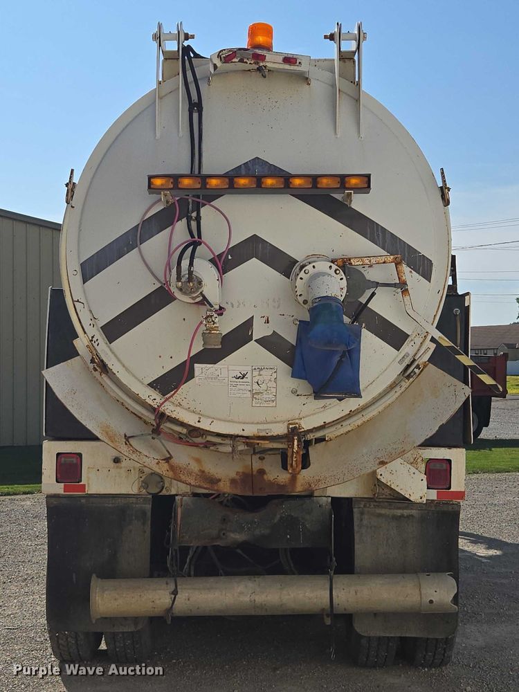 image for item EF1612 2002 Sterling sewer jetter truck