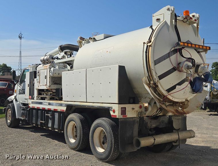image for item EF1612 2002 Sterling sewer jetter truck