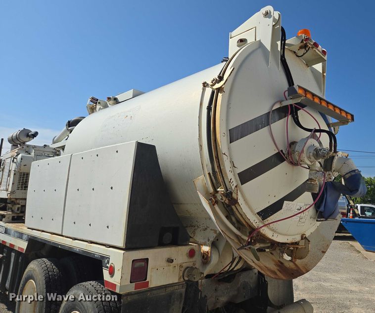 image for item EF1612 2002 Sterling sewer jetter truck