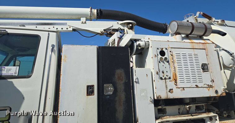 image for item EF1612 2002 Sterling sewer jetter truck
