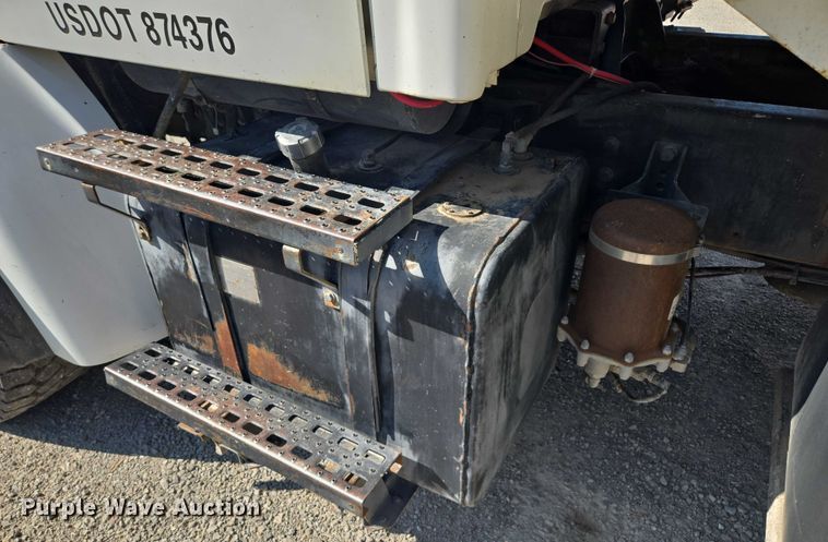 image for item EF1612 2002 Sterling sewer jetter truck