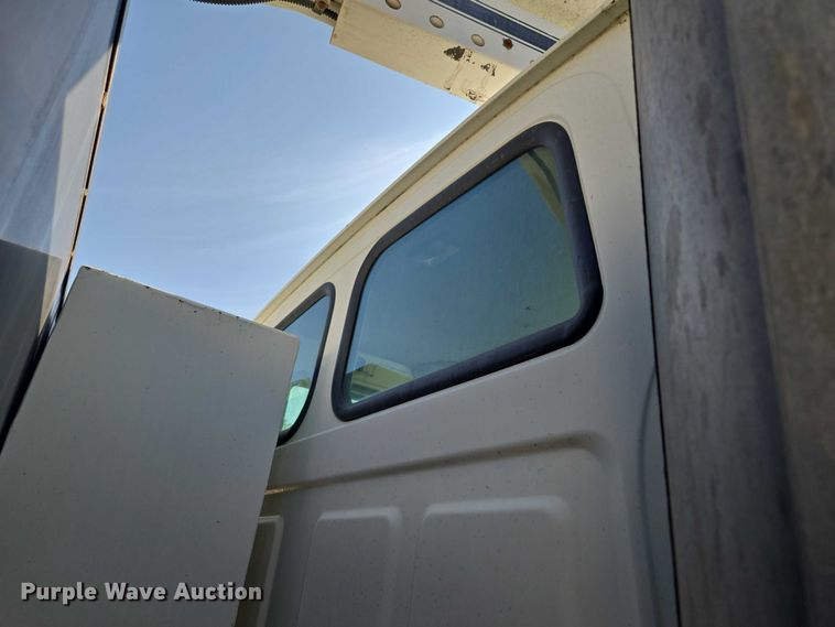 image for item EF1612 2002 Sterling sewer jetter truck